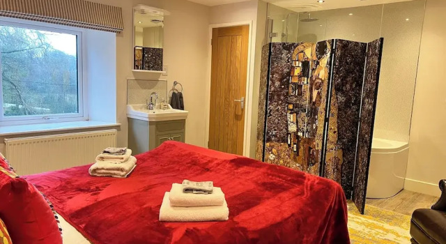 Sleeps 2 - Garden & Hot Tub Option, Buchen Sie Ferienhaus Gwent Brecon Beacons