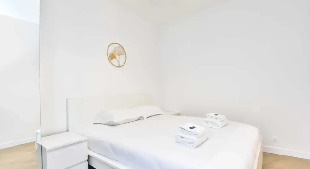 Calm Apartment -1br/4p- Bastille, Забронировать Апартаменты/квартира Отели Парижа с парковкой, рядом с Quinze-Vingts Eye Hospital, Парковка
