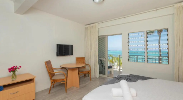 Студия Moana Sands Beachfront Hotel