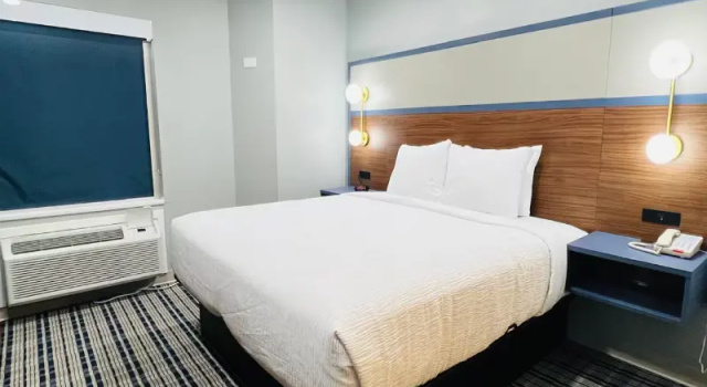 Номер Standard Americinn By Wyndham Rawlins