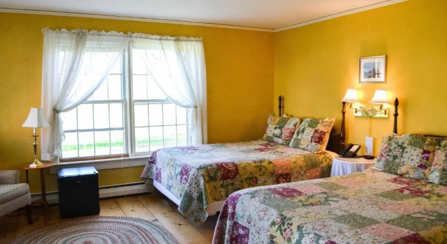 Четырёхместный номер Deluxe The Quechee Inn at Marshland Farm