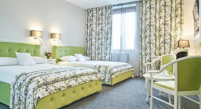 Семейный номер Deluxe Continental Forum Sibiu