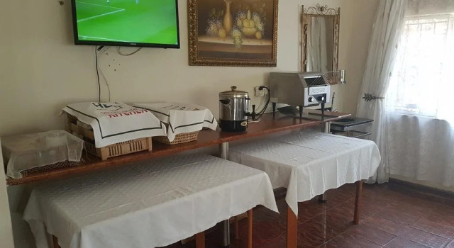 Kaliyangile Guest House