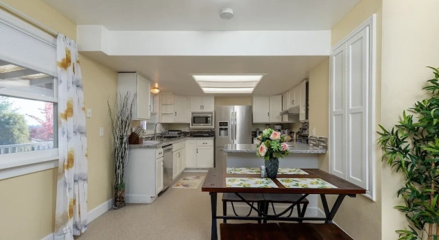 Happy Valley Bright Urban House, 预订 酒店 克拉克马斯 Willamette Valley
