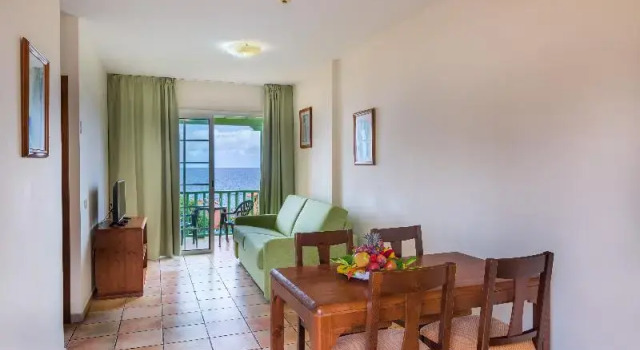 Апартаменты с 2 комнатами с балконом Apartamentos La Caleta