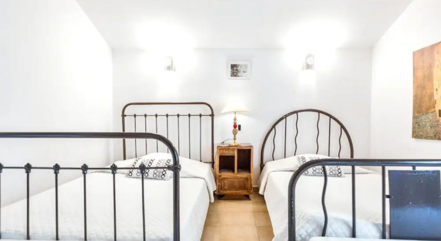 Villa with 3 Bedrooms in Beaumes-De-Venise, with Private Pool, Enclosed Garden And Wifi