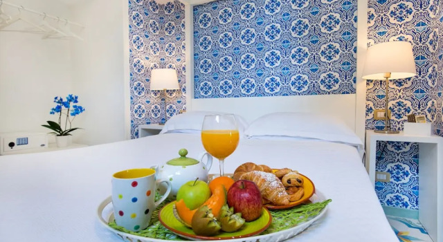 Двухместный номер Classic с красивым видом из окна Relais Correale Rooms & Garden
