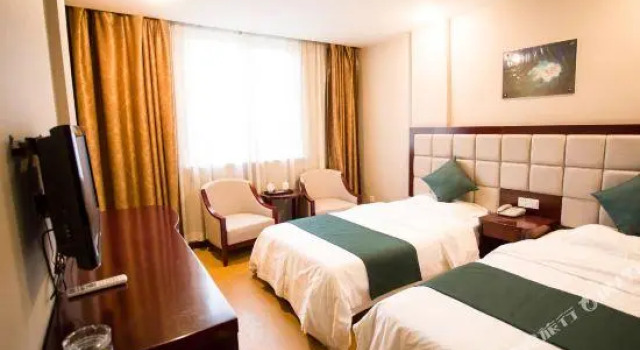 Super 8 Hotel (Mount Hua), Boek Hotel Hotels in Shaanxi met parkeren, Parkeren