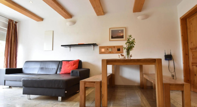 Quaint Holiday Home in Varsberg with Terrace, Buchen Sie Hotel Varsberg Great Eastern Region