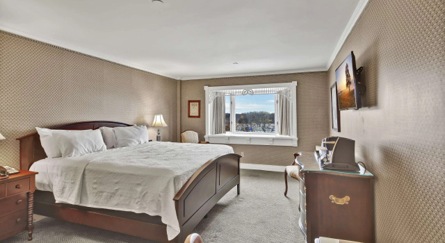 Двухместный номер Premium с видом на реку St James Hotel