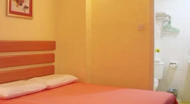 Home Inn Guiyang Cinanmen, Buchen Sie Hotel Yunyan Guiyang, in der Nähe von Modern Capital