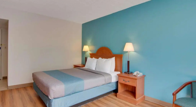 Номер Standard Motel 6-Clarion, PA