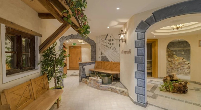 Hotel Garni Chasa Nova, Book Hotel Samnaun 