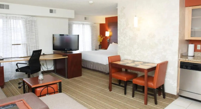 Студия MainStay Suites Appleton Airport - Fox River Mall Area