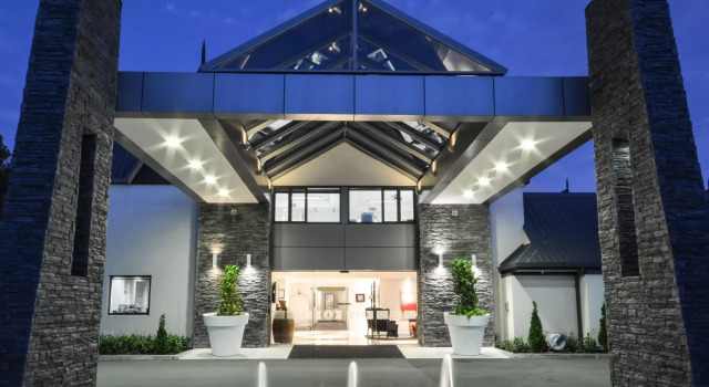 Carnmore Chateau Marlborough, Забронировать Отель Бленем Мальборо