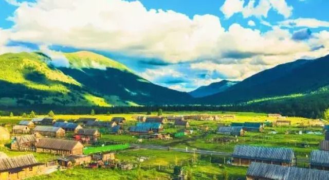Kanas Luban Chalet (Hanas New Village Branch), Rezervasyon Şale Altay kır evleri, Küçük Ev