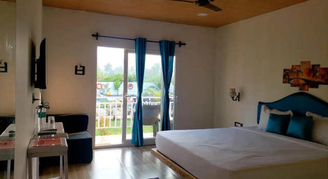 White Truffle Resort, Rezerwuj Ośrodek wypoczynkowy Hotele w Arambol z basenem, Basen