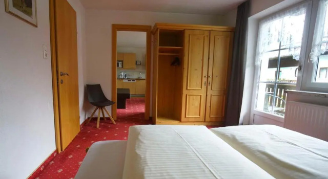 Апартаменты B&B Gästehaus Alpenblick