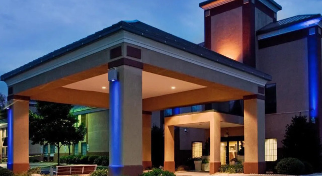 Days Inn & Suites South Boston, Prenota Hotel Hotel a Virginia con parcheggio, Parcheggio
