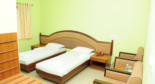 Hotel Pranav International, Забронировать Отель Отели штата Карнатаки с парковкой, Парковка