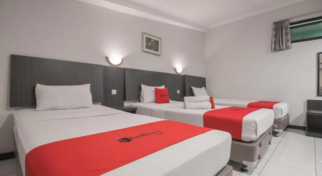 RedDoorz @ Cihampelas, Rezervovat Hotel Bandung Wetan 