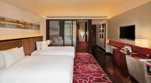 Двухместный номер Standard с балконом Hilton Linzhi Resort