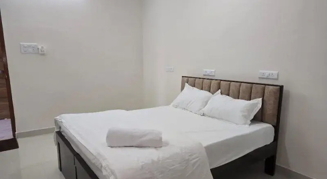 Двухместный номер Deluxe Om Sri Vigneshwara Palani Grand Hotel