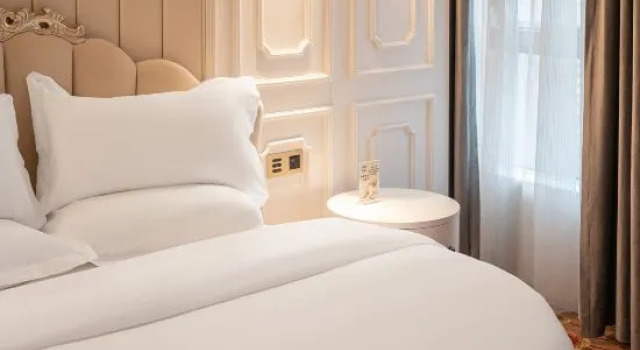 Люкс Shizhen Peace Hotel (Fushun Beihu No. 1 Store)