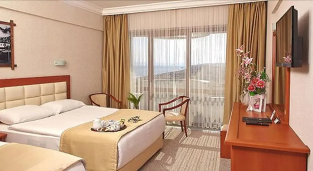 Номер Standard с балконом Grand Hotel Temizel