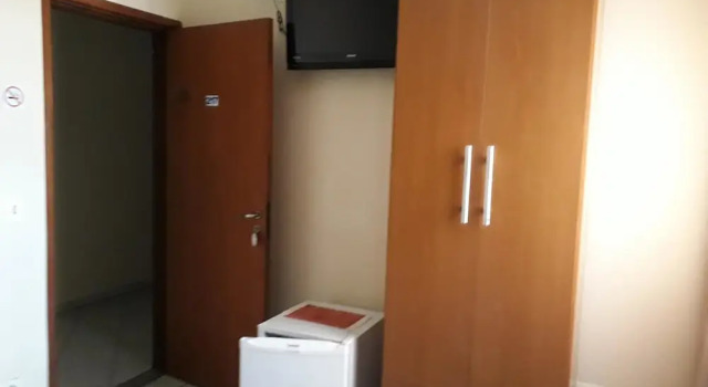 Hotel Imigrantes, Забронировать Отель Отели в центре Сан-Педру, в центре