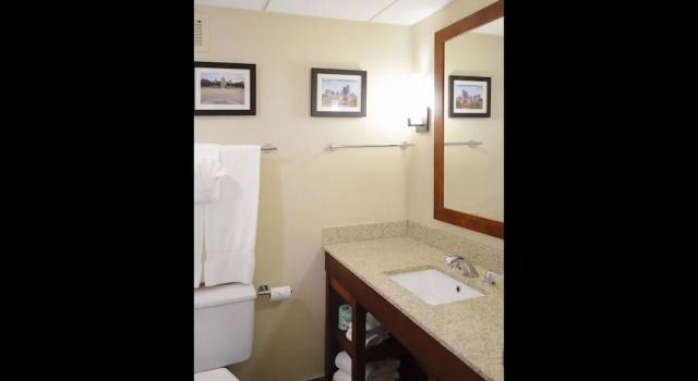 Четырёхместный номер Standard с видом на реку Comfort Inn & Suites Event Center