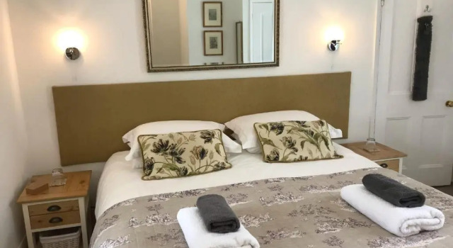 The White House B&B, Boek Bed and Breakfast Milton Keynes Buckinghamshire