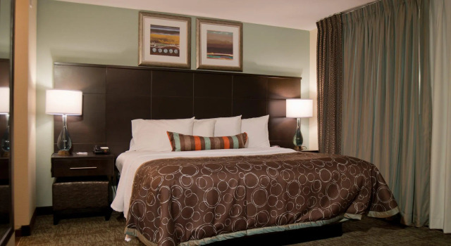 Двухместный люкс Staybridge Suites Houston NW/Willowbrook