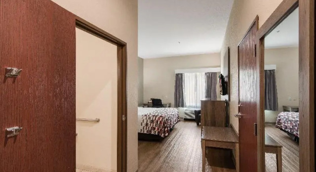 Номер Superior Red Roof Inn Panama City