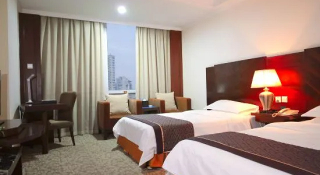 Одноместный номер Standard Huatian Century Hotel