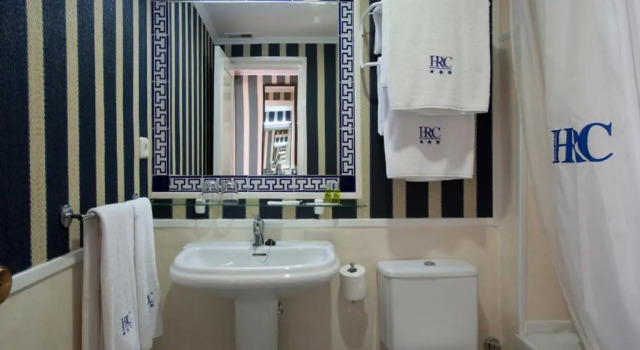Двухместный номер Standard HRC Hotel