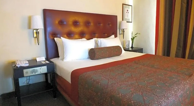 Deluxe Kahden hengen huone parvekkeella Prima Kings Hotel