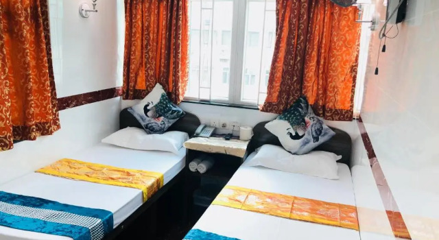 Двухместный номер Standard Travellers Hostel