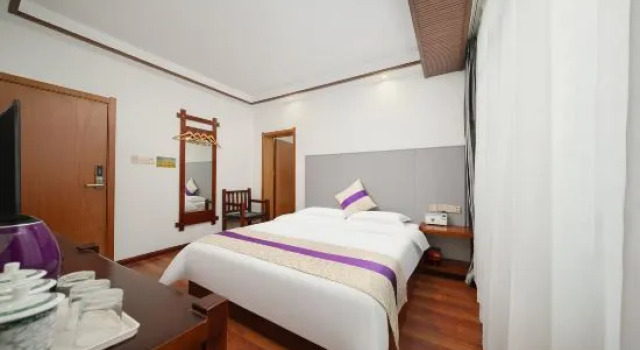 Люкс Comfort Zhangjiajie Family Inn