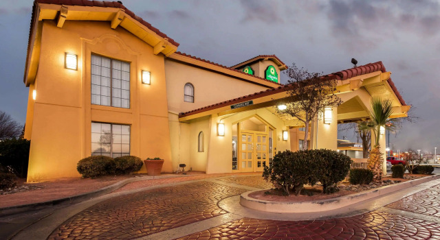 La Quinta Inn El Paso Lomaland, Rezerwuj Hotel Hotele w El Paso z parkingiem, Parking