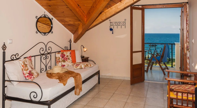 Апартаменты с балконом Kavos Psarou Studios & Apartments