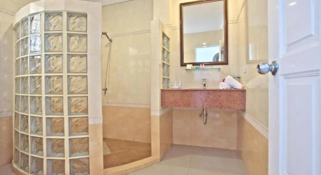Двухместный номер Standard с балконом и рядом с пляжем Crystal Bay Beach Resort