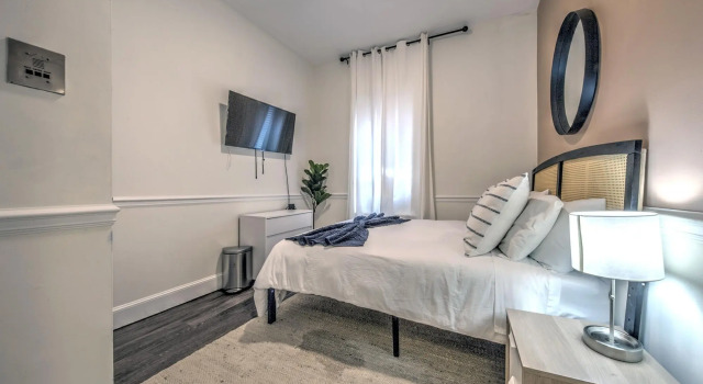 Great Value Studio in South End!