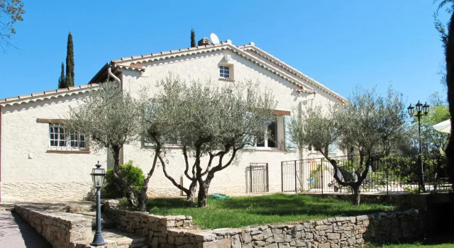 Holiday Home Le Clos des Oliviers by Interhome, Забронировать Отель Карсе Green Provence