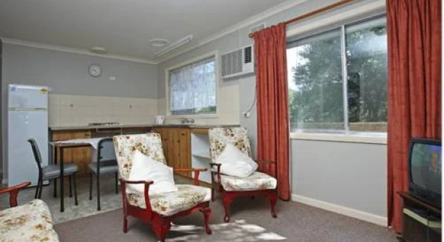 Kingsway Holiday Flats and Gariwerd House, Varaa Hotelli Halls Gap 