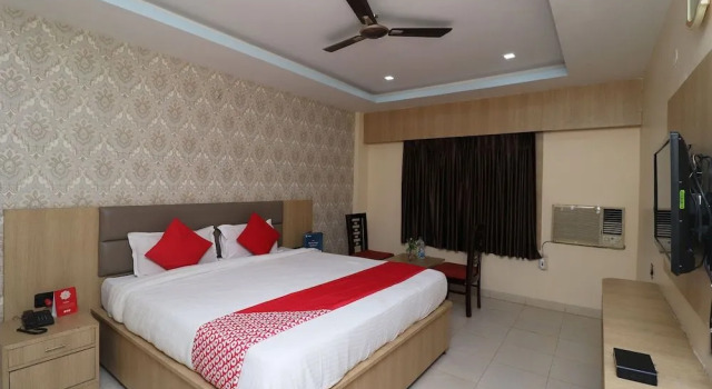 Oyo 36189 Dawat Hotel, Book Hotel Kunihar Himachal Pradesh