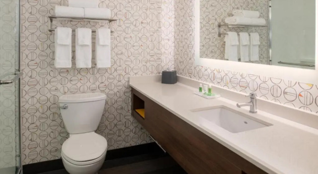 Четырёхместный номер Standard Holiday Inn Portland- I-5 S Wilsonville by IHG