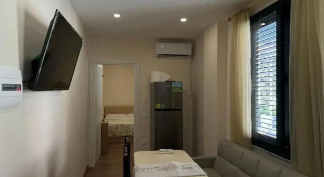Апартаменты Tirent Apartment - Cozy Bedrooms Stay by Golem Beach.