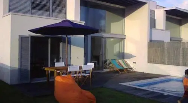 Villa Zugy, Rezervovat Vila Hotely v Lisabon s bazénem, Bazén