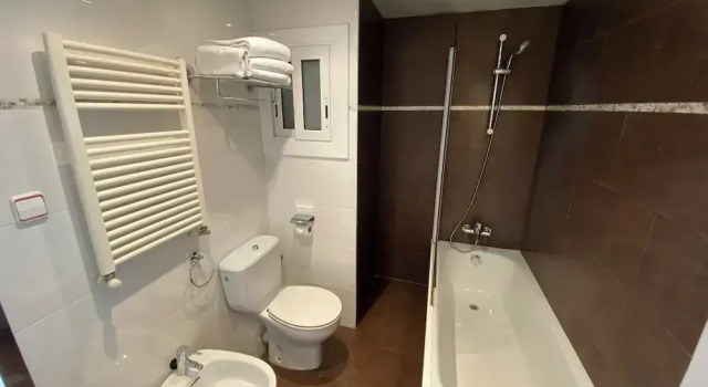 Трёхместный семейный номер Standard Hotel Cantón